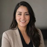 Luz A., new Florida sales associate in Orlando